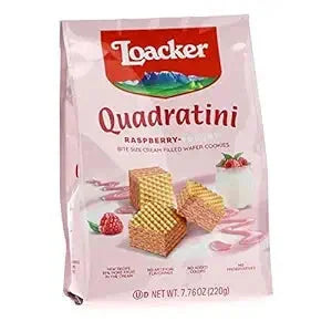 Loacker Quadratini Hazelnut Cube Wafers 8.8 oz (250gr) 6 Units